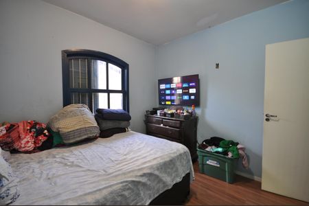 Casa à venda com 200m², 4 quartos e 2 vagasSuíte 1