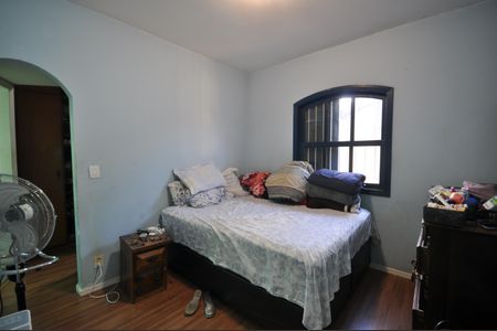 Casa à venda com 200m², 4 quartos e 2 vagasSuíte 1