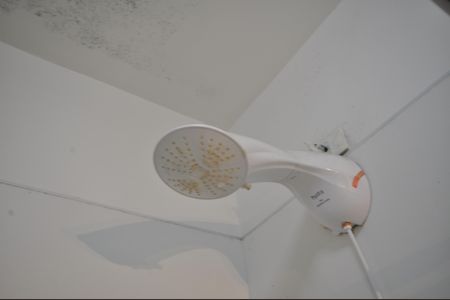 Casa à venda com 200m², 4 quartos e 2 vagasBanheiro da Suíte 1