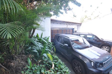 Casa à venda com 200m², 4 quartos e 2 vagasGaragem