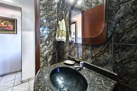Banheiro de casa à venda com 3 quartos, 480m² em Jardim Novo Campos Eliseos, Campinas