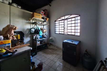 Casa à venda com 480m², 3 quartos e 4 vagas Casa à venda com 480m², 3 quartos e 4 vagasQuarto de Serviço