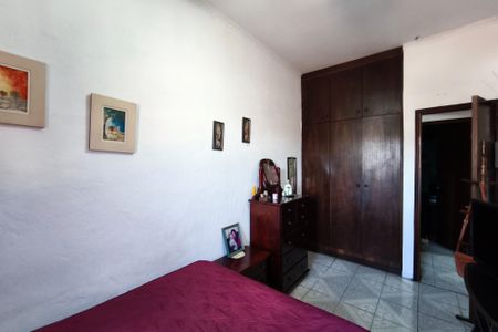 Casa à venda com 480m², 3 quartos e 4 vagas Casa à venda com 480m², 3 quartos e 4 vagasQuarto 1