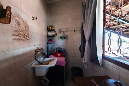 Casa à venda com 480m², 3 quartos e 4 vagas Casa à venda com 480m², 3 quartos e 4 vagasÁrea de Serviço