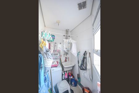 Apartamento à venda com 67m², 2 quartos e 2 vagas Apartamento à venda com 67m², 2 quartos e 2 vagasCozinha e Área de Serviço