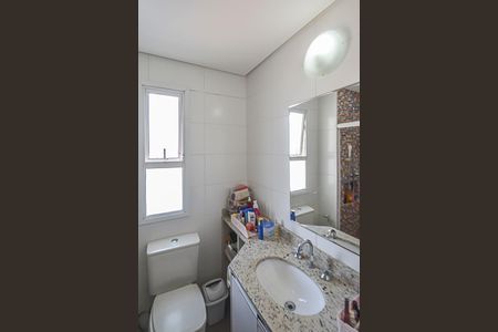 Apartamento à venda com 67m², 2 quartos e 2 vagas Apartamento à venda com 67m², 2 quartos e 2 vagasBanheiro da Suíte