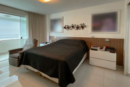 Apartamento à venda com 166m², 4 quartos e 4 vagasSuite 1