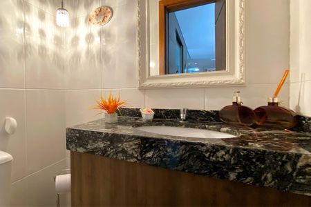 Apartamento à venda com 166m², 4 quartos e 4 vagasLavabo