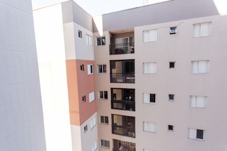 Apartamento à venda com 64m², 2 quartos e 2 vagasVista da Varanda de Serviço