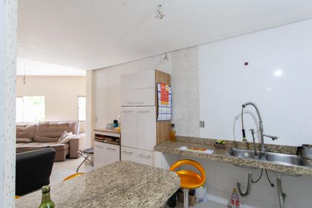 Apartamento à venda com 100m², 3 quartos e 1 vaga Apartamento à venda com 100m², 3 quartos e 1 vagaCozinha