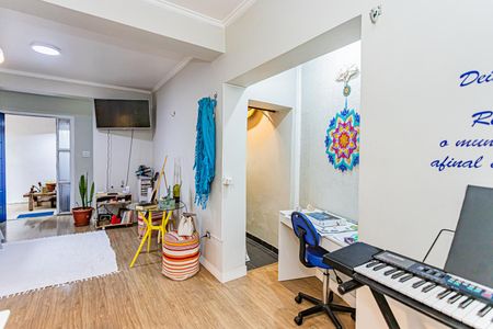 Sala de casa à venda com 2 quartos, 160m² em Vila Pereira Cerca, São Paulo