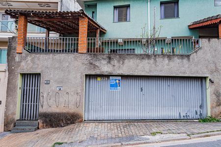 Casa à venda com 160m², 2 quartos e 1 vaga Casa à venda com 160m², 2 quartos e 1 vagaPlaca