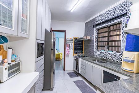 Casa à venda com 160m², 2 quartos e 1 vaga Casa à venda com 160m², 2 quartos e 1 vagaCozinha