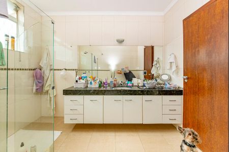 Casa à venda com 288m², 5 quartos e 4 vagasBanheiro Social 2