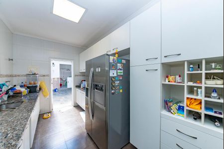 Casa à venda com 288m², 5 quartos e 4 vagasCozinha