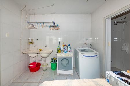 Casa à venda com 288m², 5 quartos e 4 vagasÁrea de Serviço