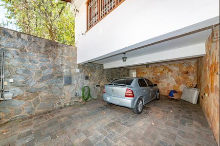 Casa à venda com 288m², 5 quartos e 4 vagasGaragem