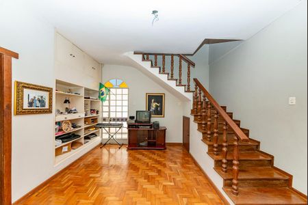 Casa à venda com 288m², 5 quartos e 4 vagasSala 3