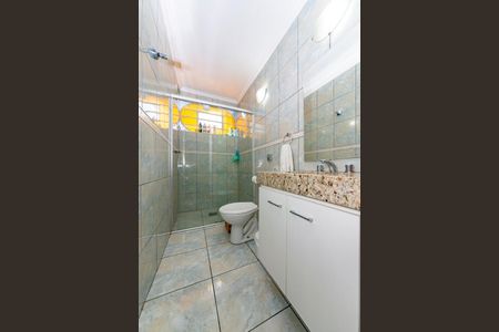 Casa à venda com 288m², 5 quartos e 4 vagasBanheiro da Suíte