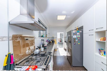 Casa à venda com 288m², 5 quartos e 4 vagasCozinha