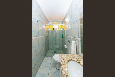 Casa à venda com 288m², 5 quartos e 4 vagasBanheiro da Suíte