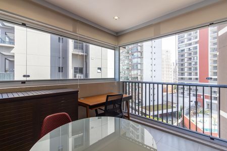 Varanda de apartamento para alugar com 1 quarto, 49m² em Sumaré, São Paulo