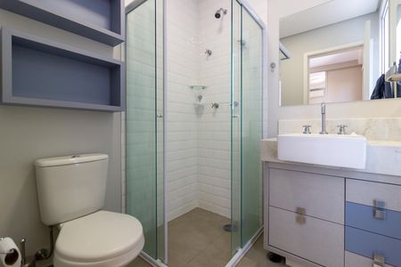 Banheiro da Suíte de apartamento para alugar com 1 quarto, 49m² em Sumaré, São Paulo
