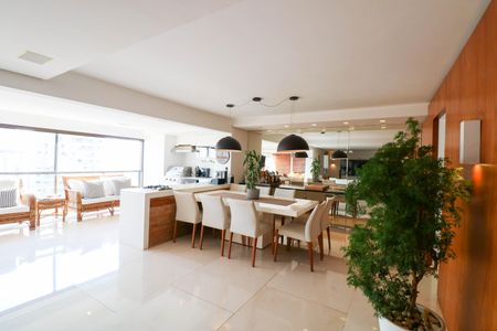 Sala de apartamento à venda com 2 quartos, 210m² em Vila Cruzeiro, São Paulo