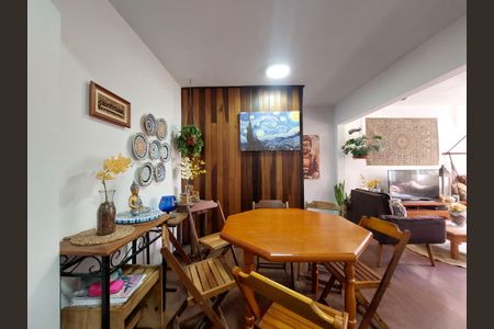 Apartamento à venda com 70m², 3 quartos e 2 vagas Apartamento à venda com 70m², 3 quartos e 2 vagasSala de Jantar