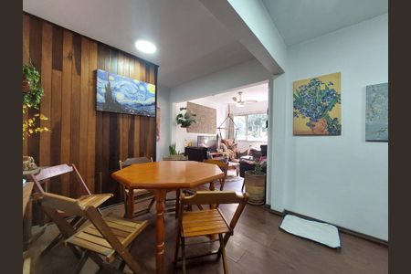 Apartamento à venda com 70m², 3 quartos e 2 vagas Apartamento à venda com 70m², 3 quartos e 2 vagasSala de Jantar