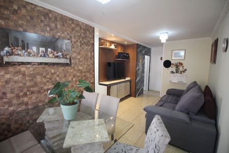 Apartamento à venda com 90m², 2 quartos e 1 vagaSala