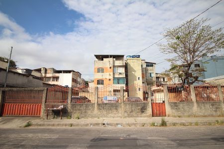 Apartamento à venda com 90m², 2 quartos e 1 vagaFachada