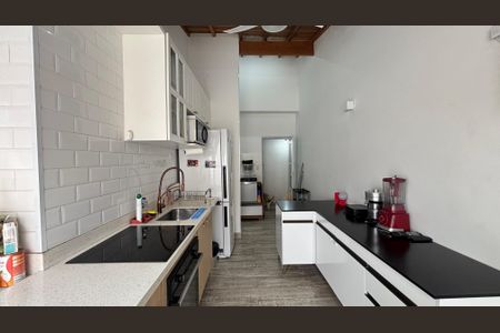 Apartamento à venda com 95m², 2 quartos e 1 vagaCobertura - Cozinha