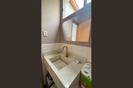 Apartamento à venda com 95m², 2 quartos e 1 vagaCobertura - Banheiro