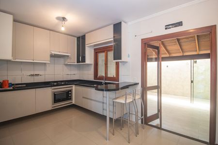 Casa para alugar com 140m², 2 quartos e 2 vagas Casa para alugar com 140m², 2 quartos e 2 vagasCozinha