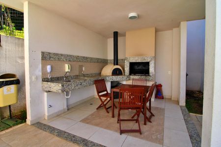 Apartamento à venda com 44m², 2 quartos e 1 vaga Apartamento à venda com 44m², 2 quartos e 1 vagaÁrea comum - Churrasqueira