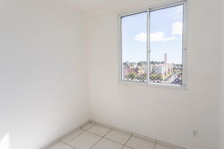 Quarto 1 de apartamento para alugar com 2 quartos, 43m² em Morro Santana, Porto Alegre