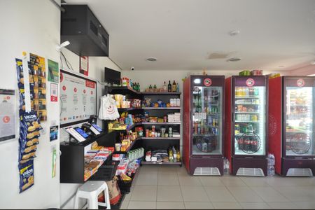 Apartamento à venda com 55m², 2 quartos e 1 vagaMini Market