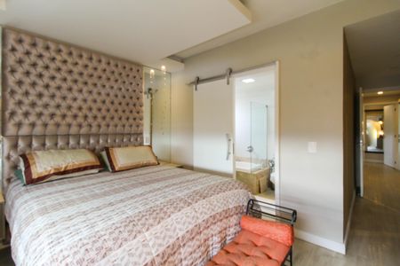 Apartamento à venda com 128m², 3 quartos e sem vagaSuíte 3