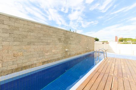 Apartamento à venda com 128m², 3 quartos e sem vagaÁrea comum - Piscina