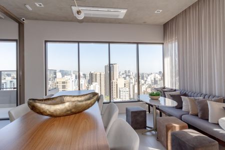 Apartamento à venda com 44m², 1 quarto e 1 vaga Apartamento à venda com 44m², 1 quarto e 1 vagaÁrea comum - Salão de festas