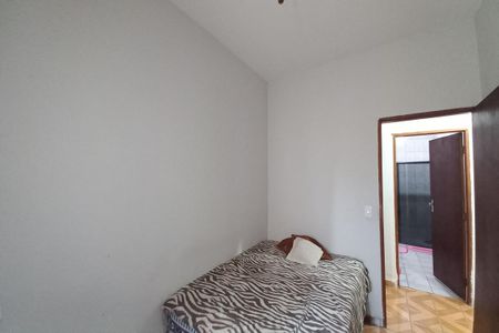 Casa à venda com 250m², 3 quartos e 2 vagas Casa à venda com 250m², 3 quartos e 2 vagasQuarto 1