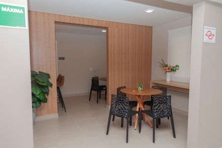 Apartamento à venda com 35m², 2 quartos e sem vagaÁrea comum - Salão de festas