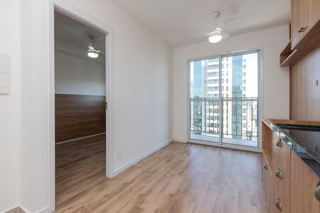 Apartamento à venda com 27m², 1 quarto e sem vaga Apartamento à venda com 27m², 1 quarto e sem vagaSala/ Cozinha