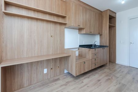 Apartamento à venda com 27m², 1 quarto e sem vaga Apartamento à venda com 27m², 1 quarto e sem vagaSala/ Cozinha
