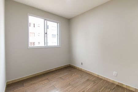 Quarto 1 de apartamento à venda com 2 quartos, 40m² em Itaquera, São Paulo