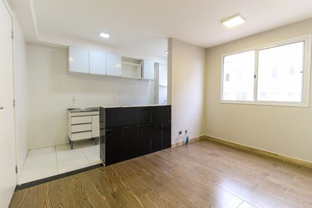 Sala de apartamento à venda com 2 quartos, 40m² em Itaquera, São Paulo