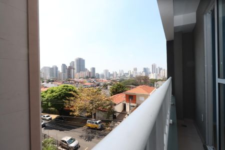 Sacada de kitnet/studio para alugar com 1 quarto, 25m² em Chácara Inglesa, São Paulo