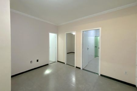 Sala de casa para alugar com 2 quartos, 100m² em Santa Branca, Belo Horizonte