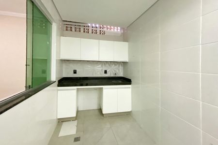 Casa para alugar com 100m², 2 quartos e 1 vagaÁrea de Serviço